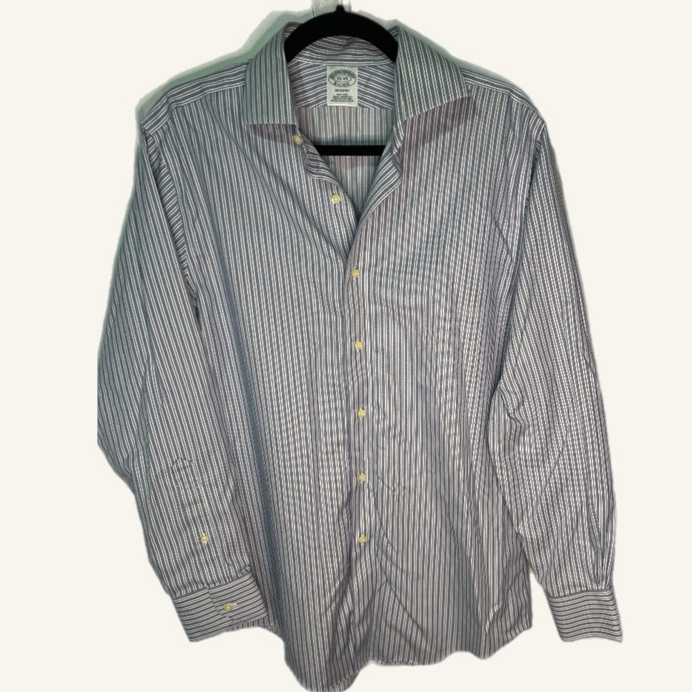 Brooks Brothers Men’s Traditional Fit Non-Iron Dress Shirt (15-34) Blue Striped